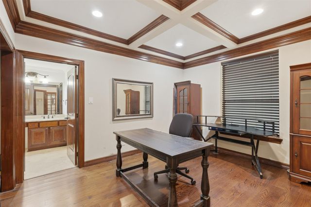 5330 Fayette Street, Houston, TX 77056