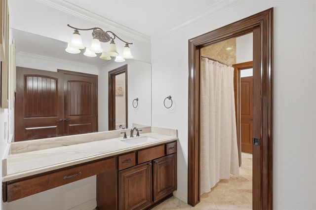 5330 Fayette Street, Houston, TX 77056