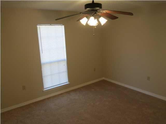 41 3Rd Avenue, Shalimar, FL 32579