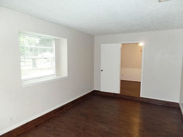 8110 Amurwood Drive, Tomball, TX 77375