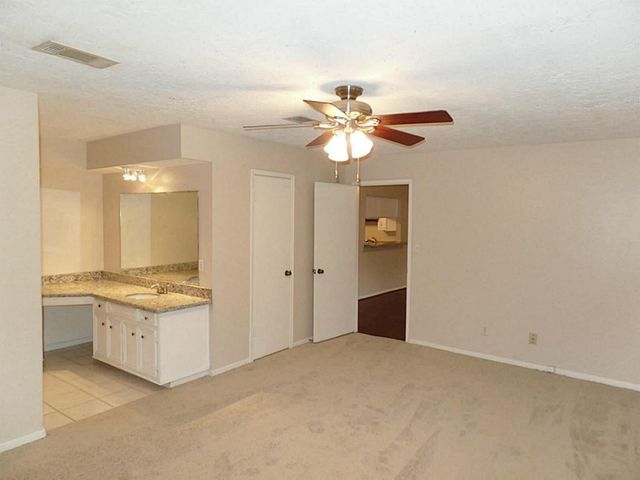 8110 Amurwood Drive, Tomball, TX 77375