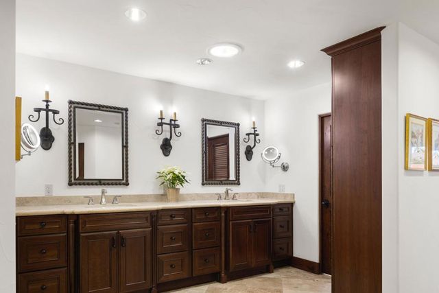 78180 Hacienda La Quinta Drive, La Quinta, CA 92253