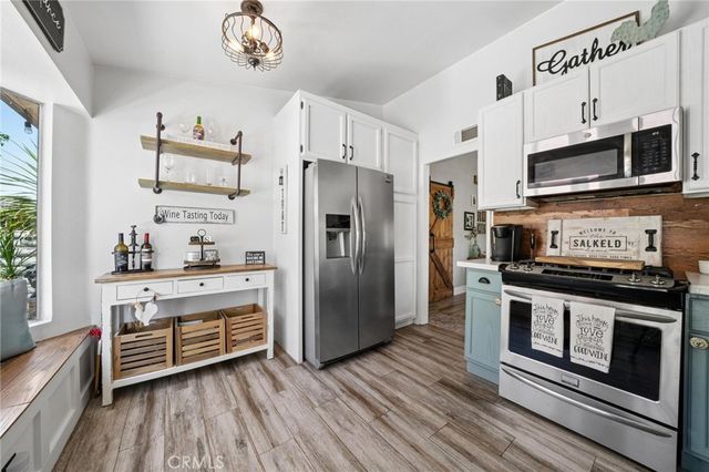 22911 Banyan Place 244, Saugus, CA 91390