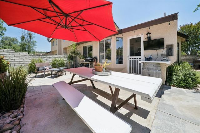 22911 Banyan Place 244, Saugus, CA 91390
