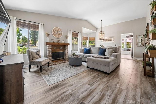 22911 Banyan Place 244, Saugus, CA 91390