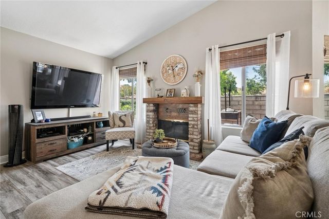 22911 Banyan Place 244, Saugus, CA 91390