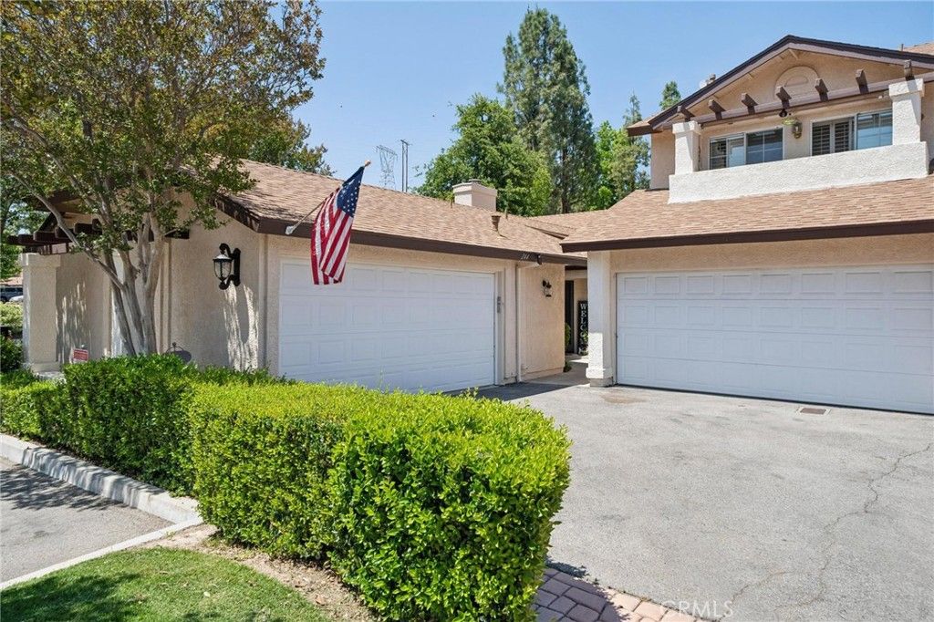 Image 1 of property listing at 22911 Banyan Place 244, Saugus, CA 91390