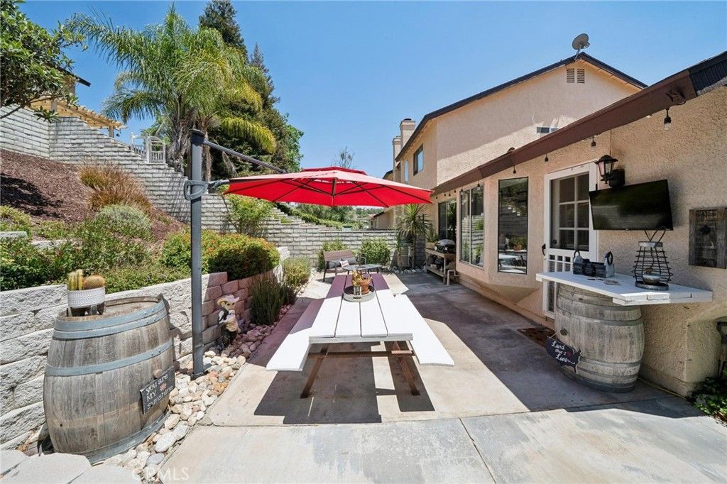 Image 32 of property listing at 22911 Banyan Place 244, Saugus, CA 91390