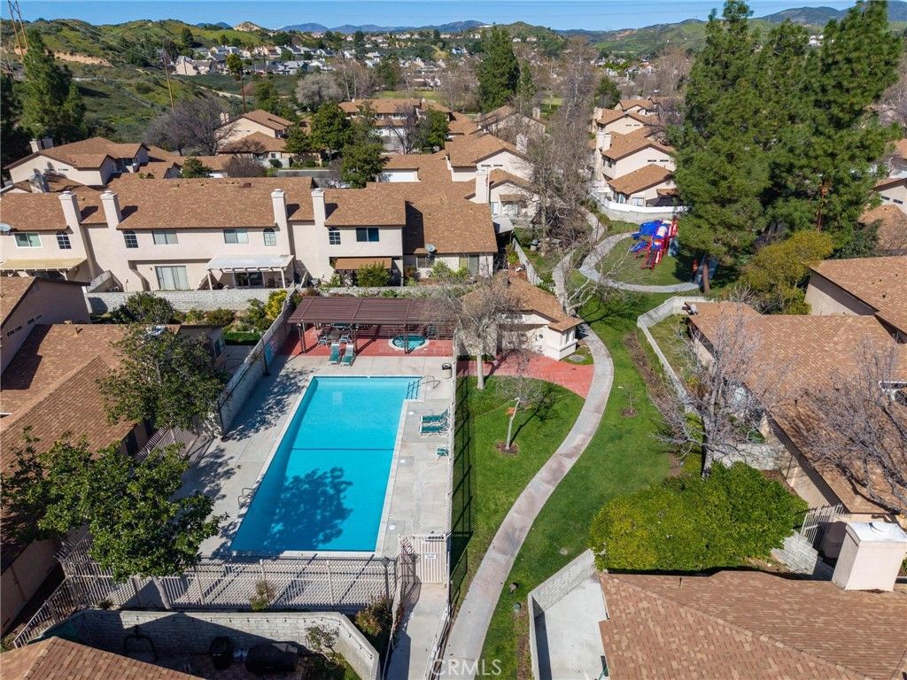 Image 38 of property listing at 22911 Banyan Place 244, Saugus, CA 91390