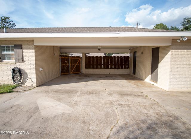 262 Parkway Circle, Crowley, LA 70526