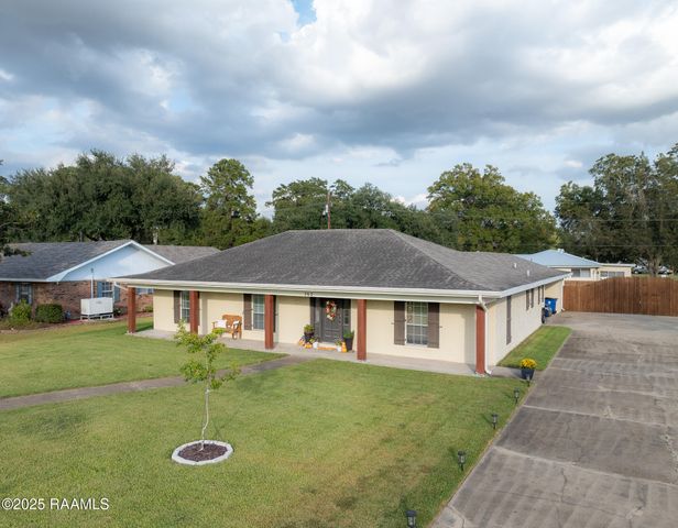 262 Parkway Circle, Crowley, LA 70526