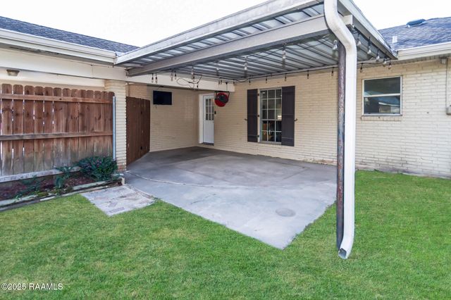 262 Parkway Circle, Crowley, LA 70526