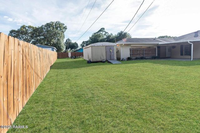 262 Parkway Circle, Crowley, LA 70526