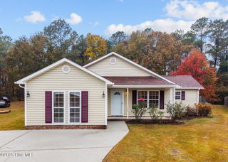 206 Flagstone Lane, Jacksonville, NC 28546