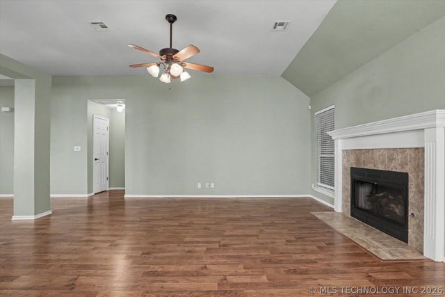 2440 S Redwood Avenue, Broken Arrow, OK 74012