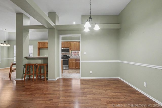 2440 S Redwood Avenue, Broken Arrow, OK 74012