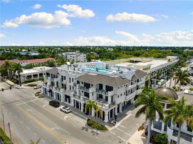 875 6th AVE S 304, Naples, FL 34102