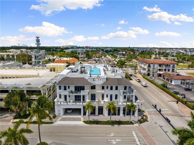 875 6th AVE S 304, Naples, FL 34102