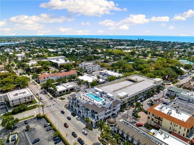 875 6th AVE S 304, Naples, FL 34102