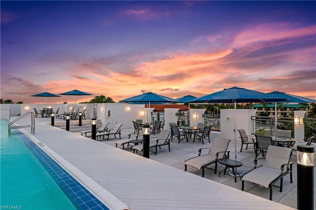 875 6th AVE S 304, Naples, FL 34102