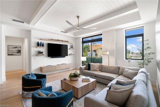 875 6th AVE S 304, Naples, FL 34102