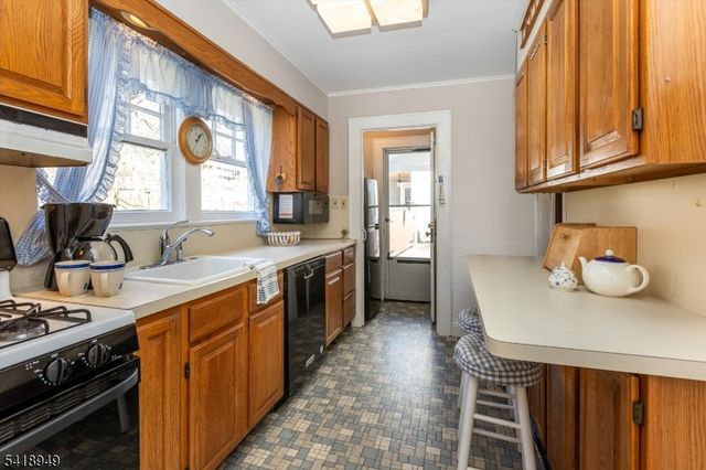 11 Lowell Ave, West Orange Twp., NJ 07052