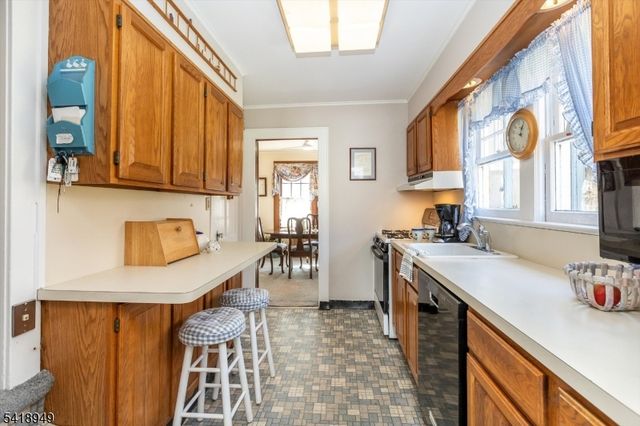 11 Lowell Ave, West Orange Twp., NJ 07052