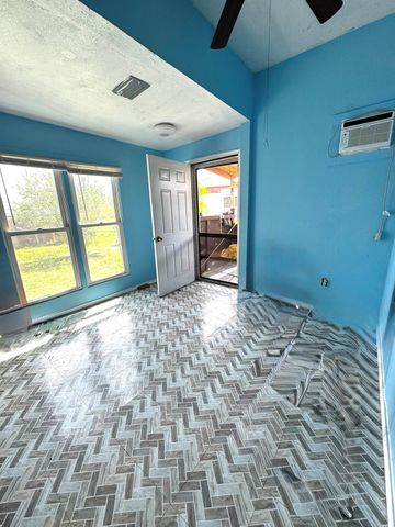 3400 Fm 1127, Shepherd, TX 77371