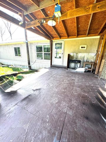 3400 Fm 1127, Shepherd, TX 77371