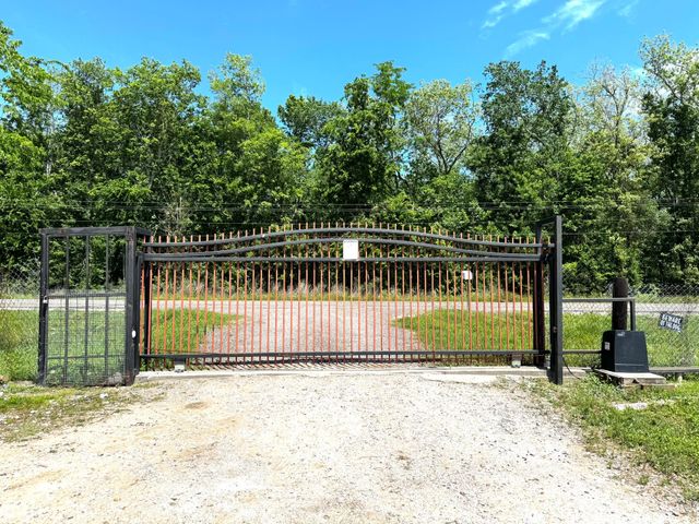 3400 Fm 1127, Shepherd, TX 77371