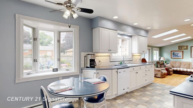 1226 Clearview Drive, Flushing, MI 48433
