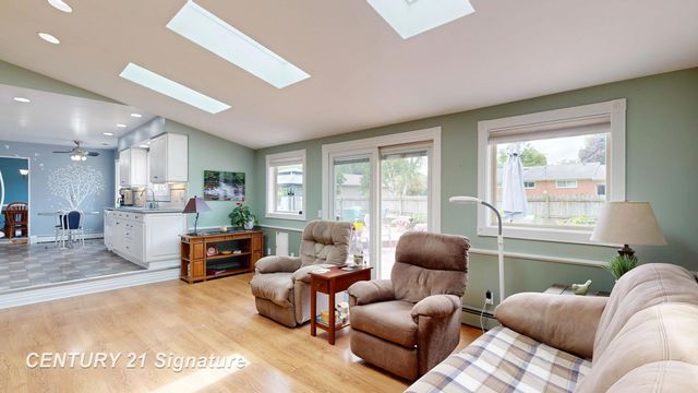 1226 Clearview Drive, Flushing, MI 48433