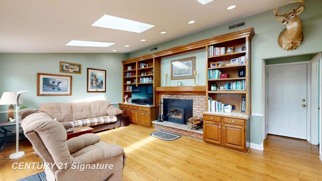 1226 Clearview Drive, Flushing, MI 48433