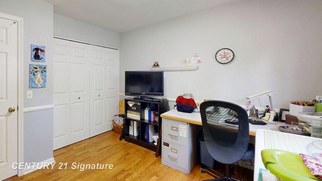 1226 Clearview Drive, Flushing, MI 48433