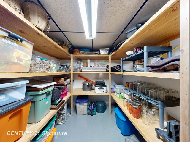 1226 Clearview Drive, Flushing, MI 48433