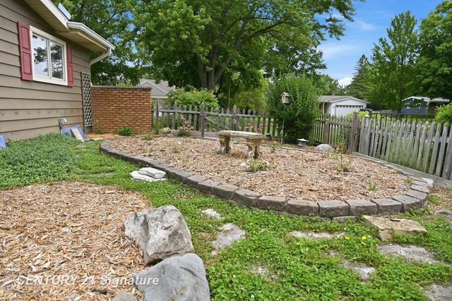 1226 Clearview Drive, Flushing, MI 48433