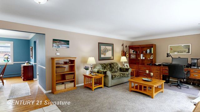 1226 Clearview Drive, Flushing, MI 48433