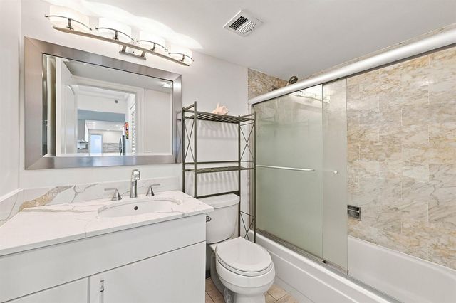 3221 S Ocean Boulevard 902, Highland Beach, FL 33487
