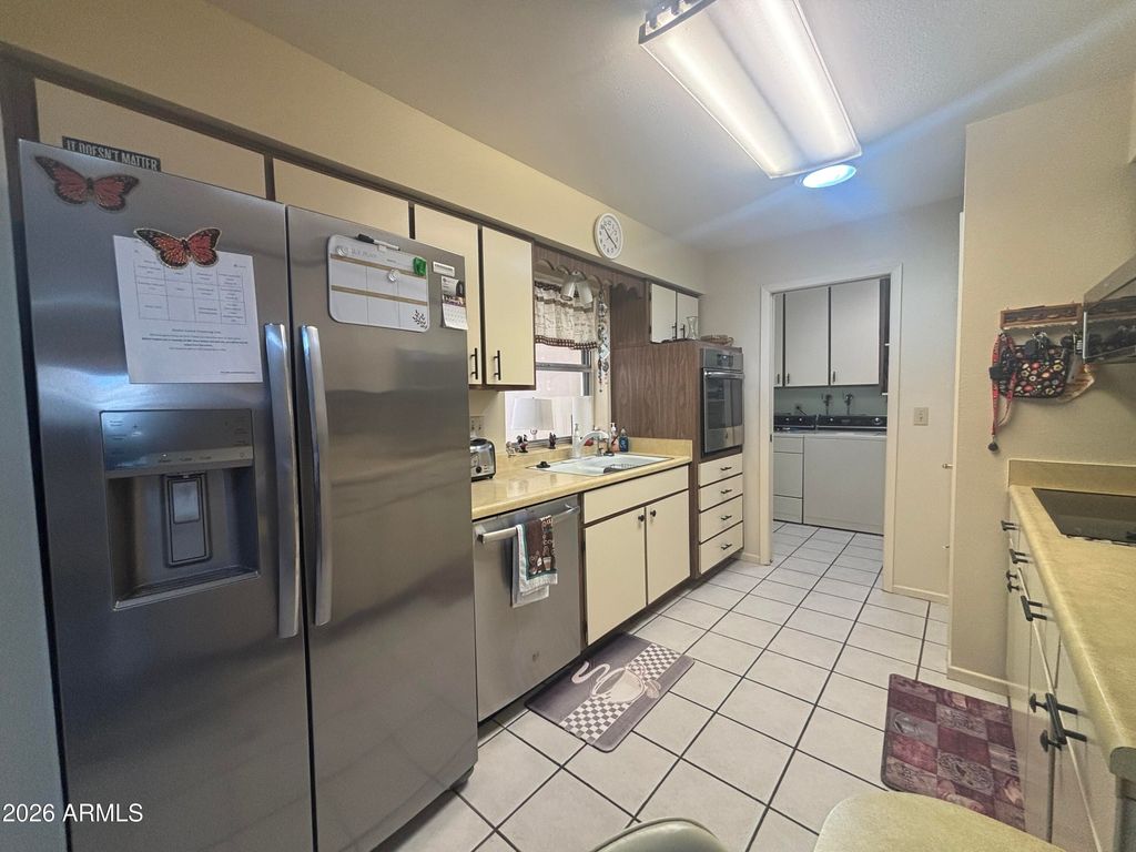 Image 11 of property listing at 829 S ROANOKE --, Mesa, AZ 85206