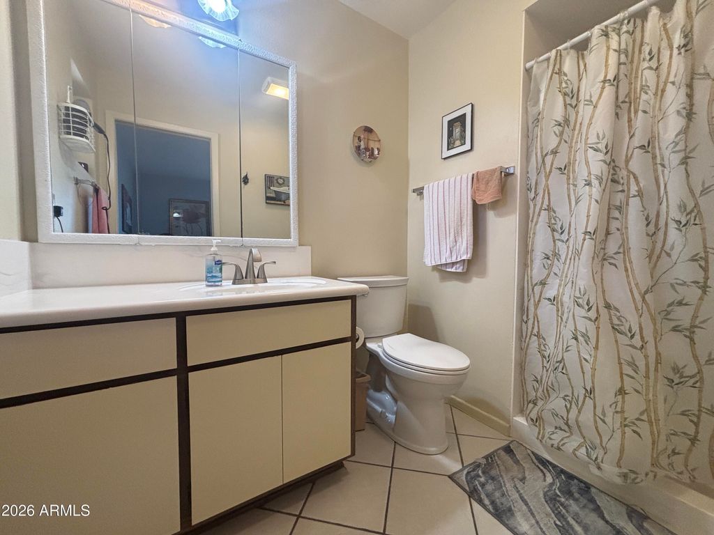 Image 16 of property listing at 829 S ROANOKE --, Mesa, AZ 85206