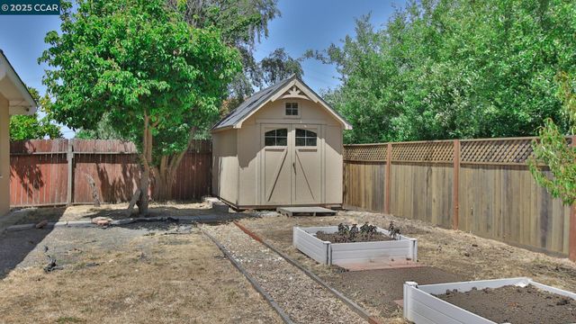 1209 Miner Ave, San Pablo, CA 94806
