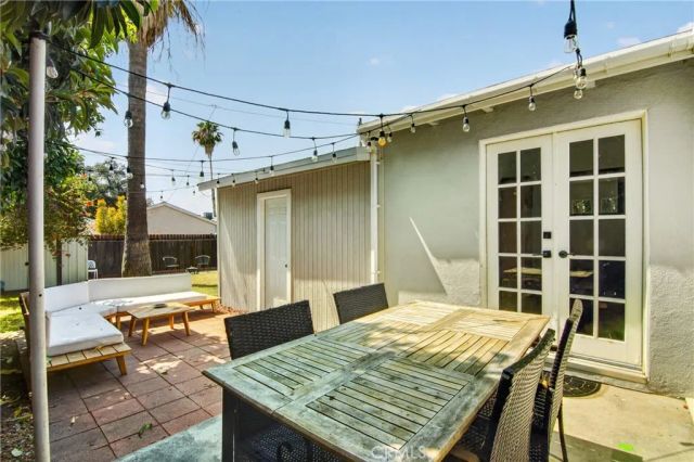10831 Odell, Sunland, CA 91040