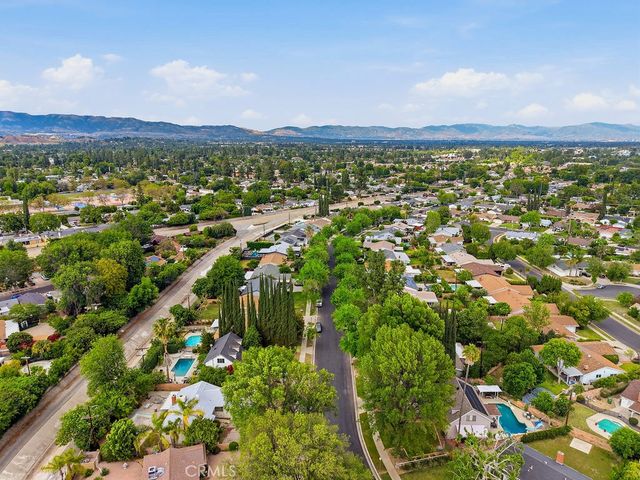 6949 Lena, West Hills, CA 91307