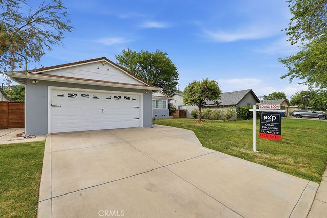 6949 Lena, West Hills, CA 91307
