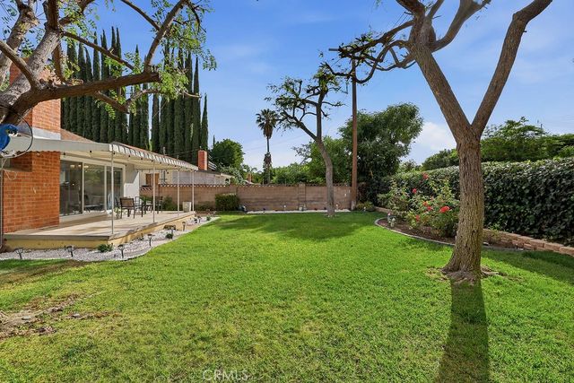 6949 Lena, West Hills, CA 91307