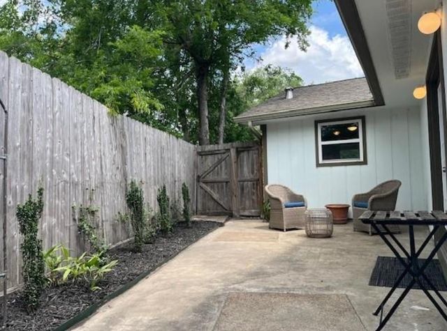 2331 Carleen Road, Houston, TX 77018
