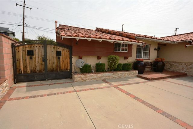 780 Ridgehaven Drive, La Habra, CA 90631