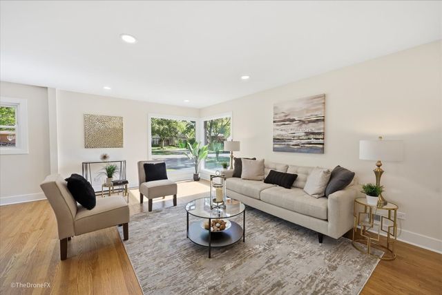 188 W Kathleen Drive, Park Ridge, IL 60068