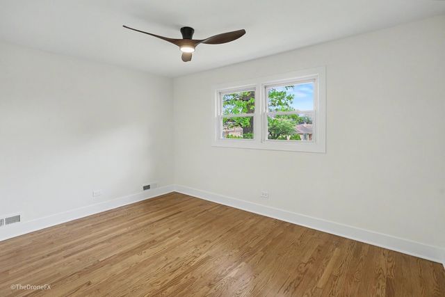 188 W Kathleen Drive, Park Ridge, IL 60068