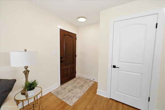 188 W Kathleen Drive, Park Ridge, IL 60068